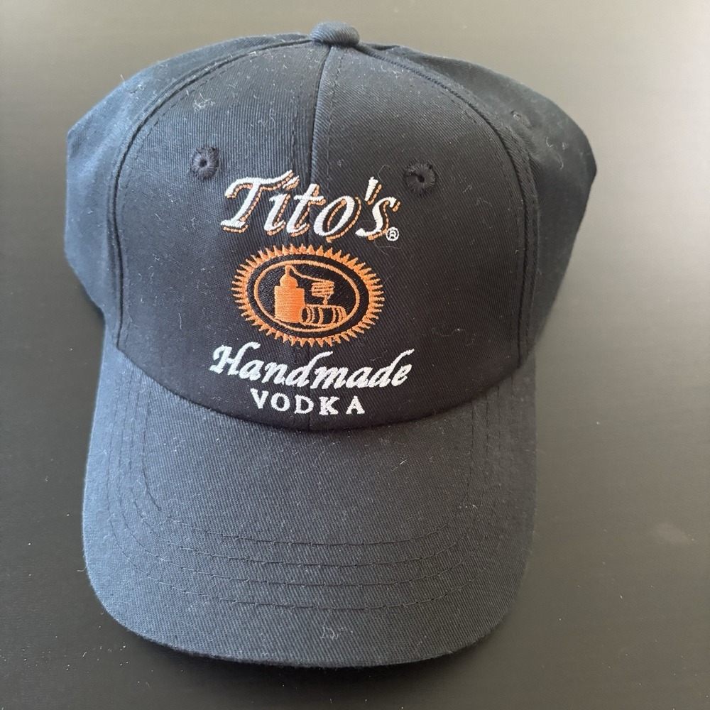 Tito's‎ Handmade Vodka Austin Texas Flex Hat Small/medium Black Baseball Cap